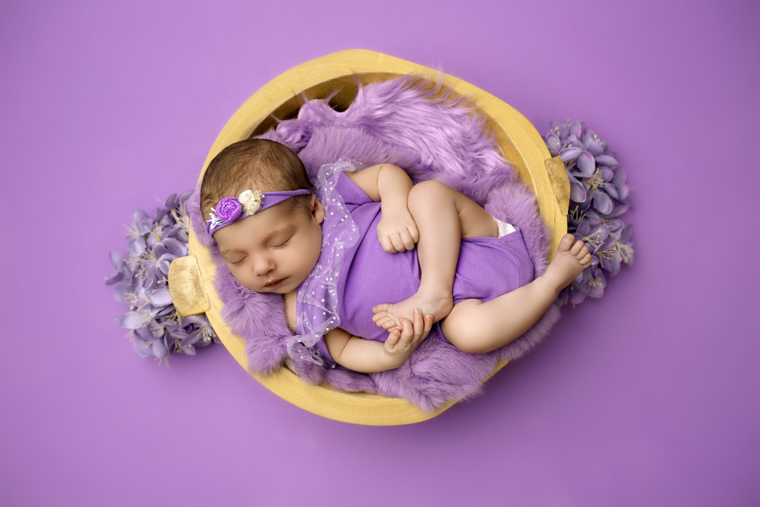 newborn photoshoot near me